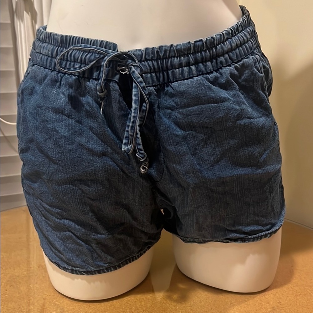 Gap Women’s Blue Denim Drawstring Shorts Size 8 - Picture 4 of 16